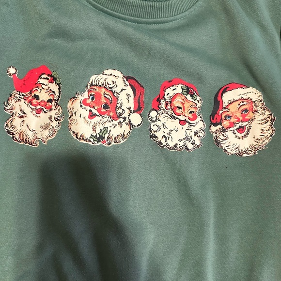 Christmas sweatshirt bundle - Picture 5 of 5